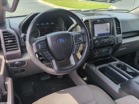 Used 2020 Ford F150 XLT w/ Equipment Group 302A Luxury AWD/4WD image 29