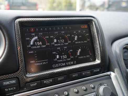 Used 2010 Nissan GT-R Premium image 39