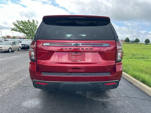 Used 2022 Chevrolet Suburban Z71 w/ Luxury Package AWD/4WD image 9