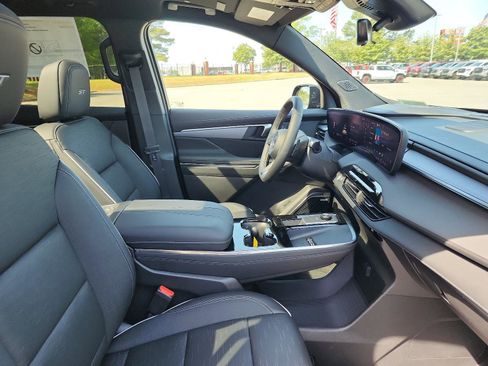 New 2026 Buick Enclave Sport Touring w/ Power Package AWD/4WD image 7