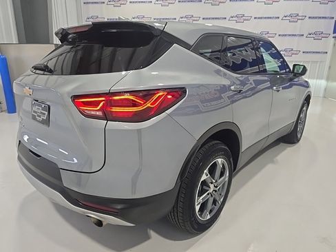 Used 2025 Chevrolet Blazer LT image 8