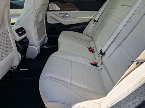 New 2026 Mercedes-Benz GLE 450 4MATIC image 14