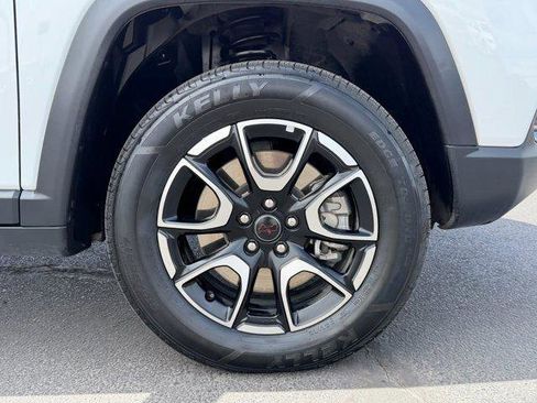 Used 2025 Jeep Compass Trailhawk AWD/4WD image 10