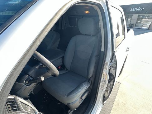 Used 2015 RAM 2500 SLT image 25