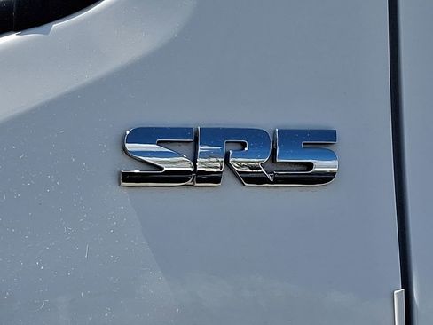 Used 2023 Toyota Tacoma SR5 AWD/4WD image 31