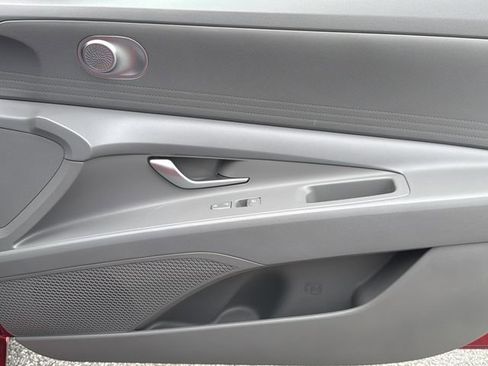 Certified 2023 Hyundai Elantra SEL FWD image 14
