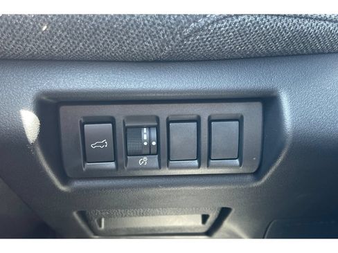 Used 2026 Subaru Outback Premium AWD/4WD image 39