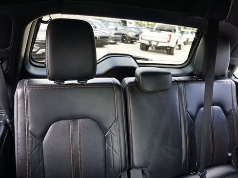Certified 2023 Ford Expedition Platinum AWD/4WD image 21