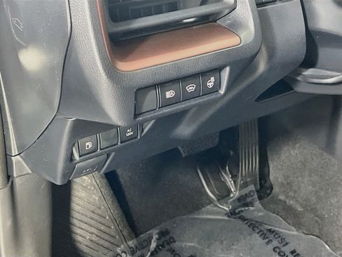 Used 2024 Toyota Prius Prime FWD image 10