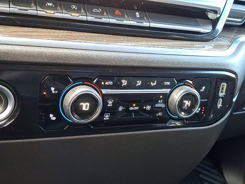 Used 2023 Chevrolet Silverado 1500 LT image 16