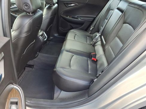Used 2017 Chevrolet Malibu Premier w/ Premier Sun and Wheel Package FWD image 13