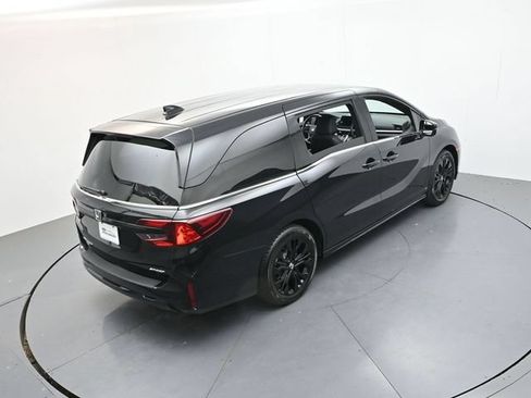 Used 2025 Honda Odyssey Sport-L image 43