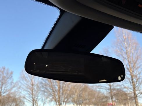 Used 2023 GMC Acadia SLE image 40