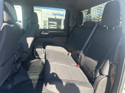 Used 2025 Chevrolet Silverado 3500 LT w/ Convenience Package image 19