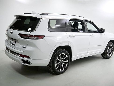 Used 2022 Jeep Grand Cherokee L Overland w/ Advanced Protech Group III image 9