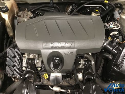 Used 2007 Buick LaCrosse CX FWD image 38