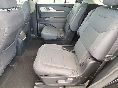 New 2026 Ford Explorer Active RWD image 13