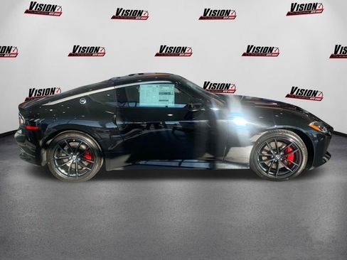 New 2024 Nissan Z Performance w/ Floor Mat Package image 4