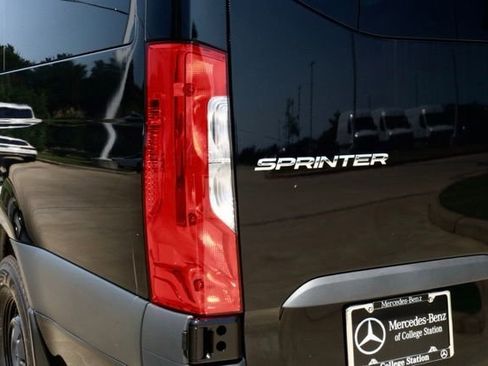 New 2025 Mercedes-Benz Sprinter 2500 image 12