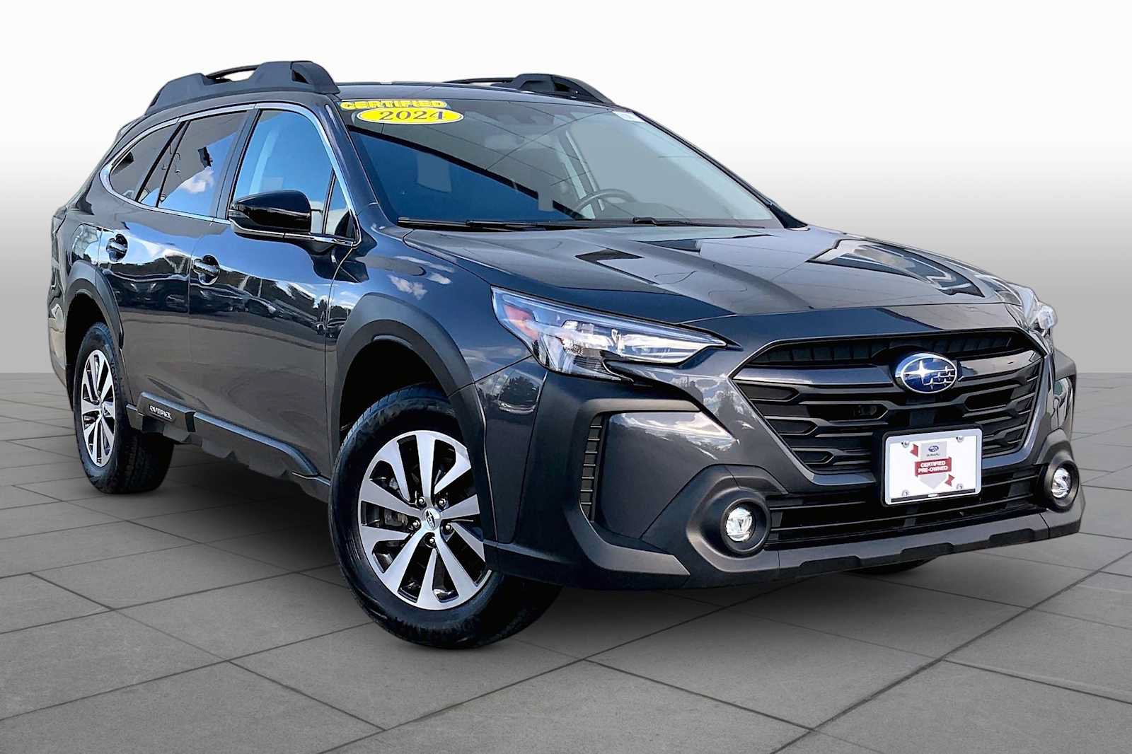 Used 2024 Subaru Outback Premium AWD/4WD image 3