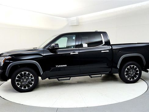 New 2026 Toyota Tundra Limited AWD/4WD image 3