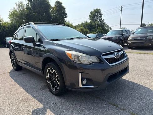 Used 2016 Subaru Crosstrek 2.0i Premium w/ Moonroof Package AWD/4WD image 1
