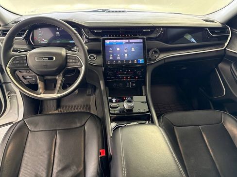 Used 2022 Jeep Grand Cherokee Limited 4xe w/ Luxury Tech Group II AWD/4WD image 10