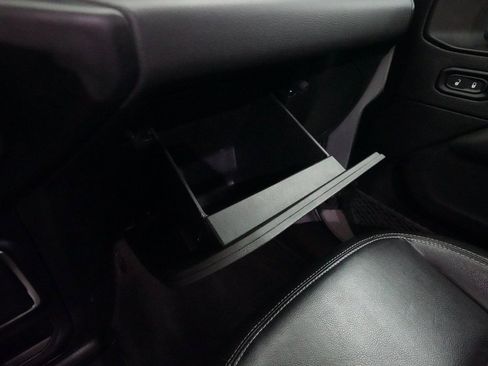 Used 2022 Jeep Wrangler Unlimited Sahara w/ Cold Weather Group image 29