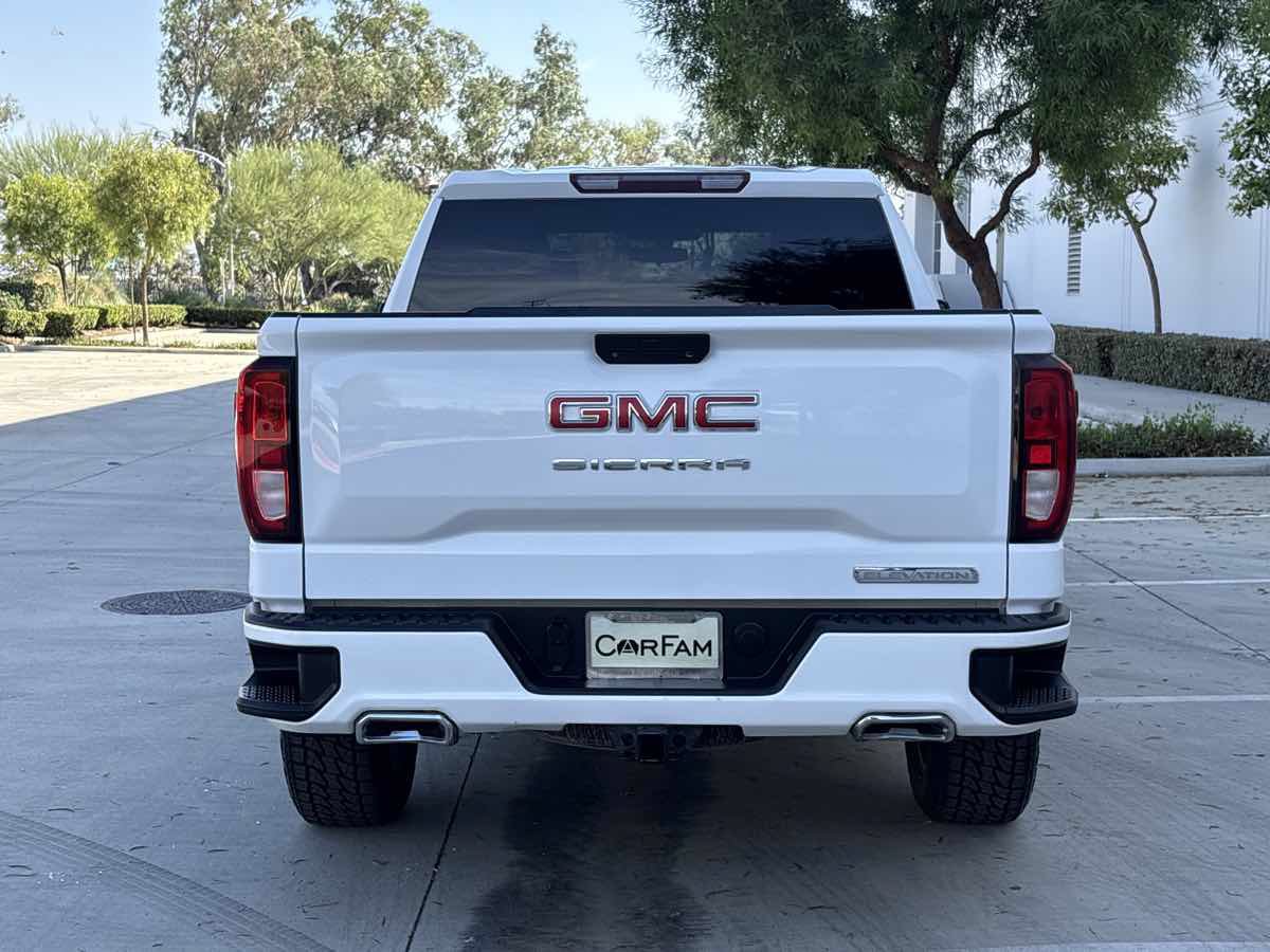 Used 2020 GMC Sierra 1500 Elevation w/ Elevation Value Package AWD/4WD image 4