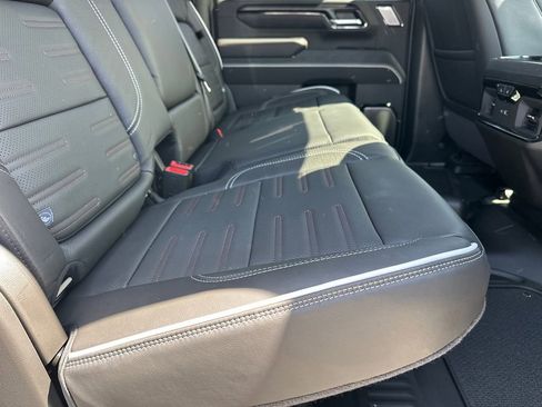 New 2026 GMC Sierra 2500 AT4X w/ LPO, Black Badging Package image 16