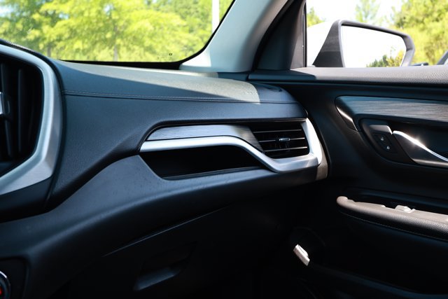 Used 2022 GMC Terrain SLT w/ Infotainment Package II FWD image 30