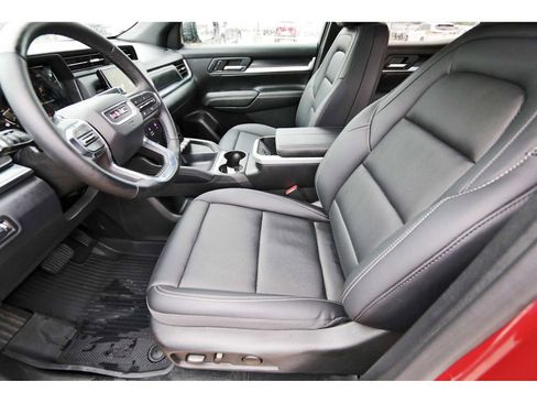 Used 2026 GMC Terrain Elevation w/ Elevation Premium Package image 11