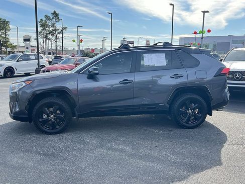 Used 2021 Toyota RAV4 XSE image 6