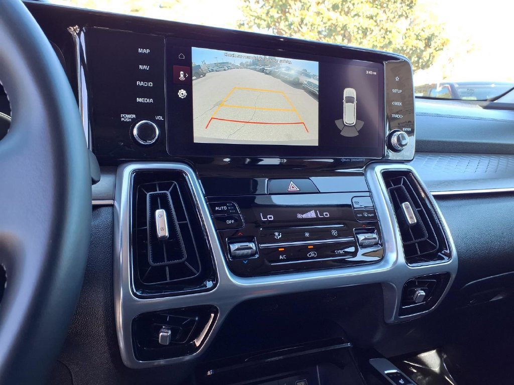 Certified 2023 Kia Sorento SX FWD image 14