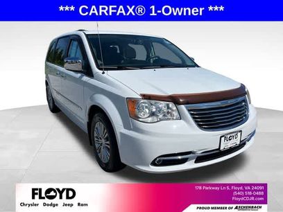 Used 2013 Chrysler Town & Country Touring-L w/ Driver Convenience Group