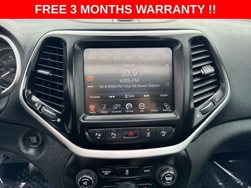 Used 2014 Jeep Cherokee Trailhawk w/ Technology Group AWD/4WD image 17