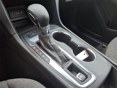 Used 2022 Chevrolet Equinox LT image 13