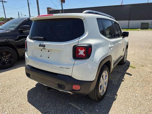 Used 2015 Jeep Renegade Limited AWD/4WD image 2
