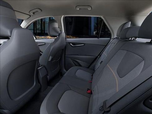 New 2026 Kia Niro LX FWD image 18