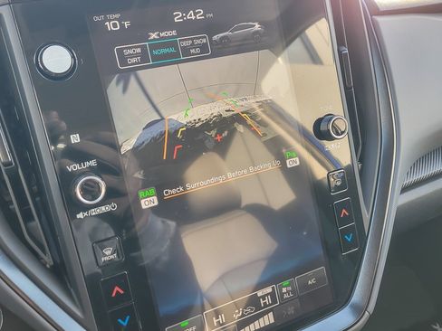 Certified 2025 Subaru Crosstrek 2.5i Limited w/ Popular Package #3A image 11