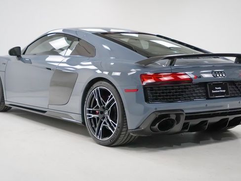Used 2020 Audi R8 V10 performance image 3