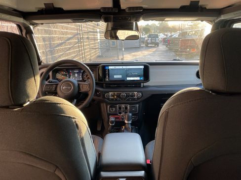 New 2026 Jeep Wrangler Unlimited Sport AWD/4WD image 18