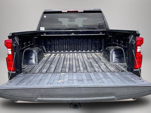 Used 2023 Chevrolet Silverado 1500 LT image 7