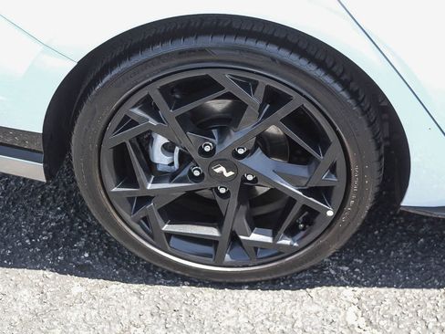 Certified 2025 Hyundai Elantra N Line FWD image 11