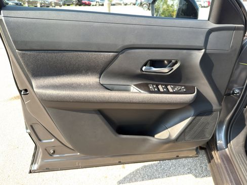 New 2026 Nissan Kicks SV w/ Cold Weather Package image 13