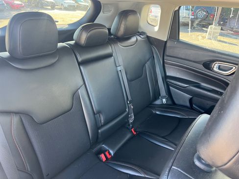 Used 2022 Jeep Compass Trailhawk w/ Sun and Sound Group image 18