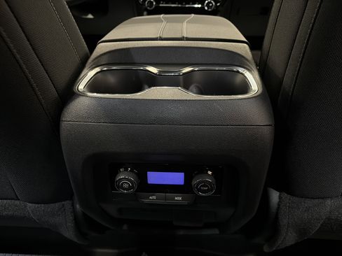 New 2026 Chevrolet Traverse LT w/ Sun and Wheel Package image 13