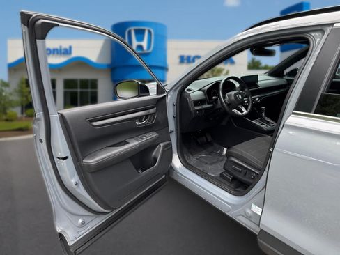 Used 2025 Honda CR-V Sport image 12