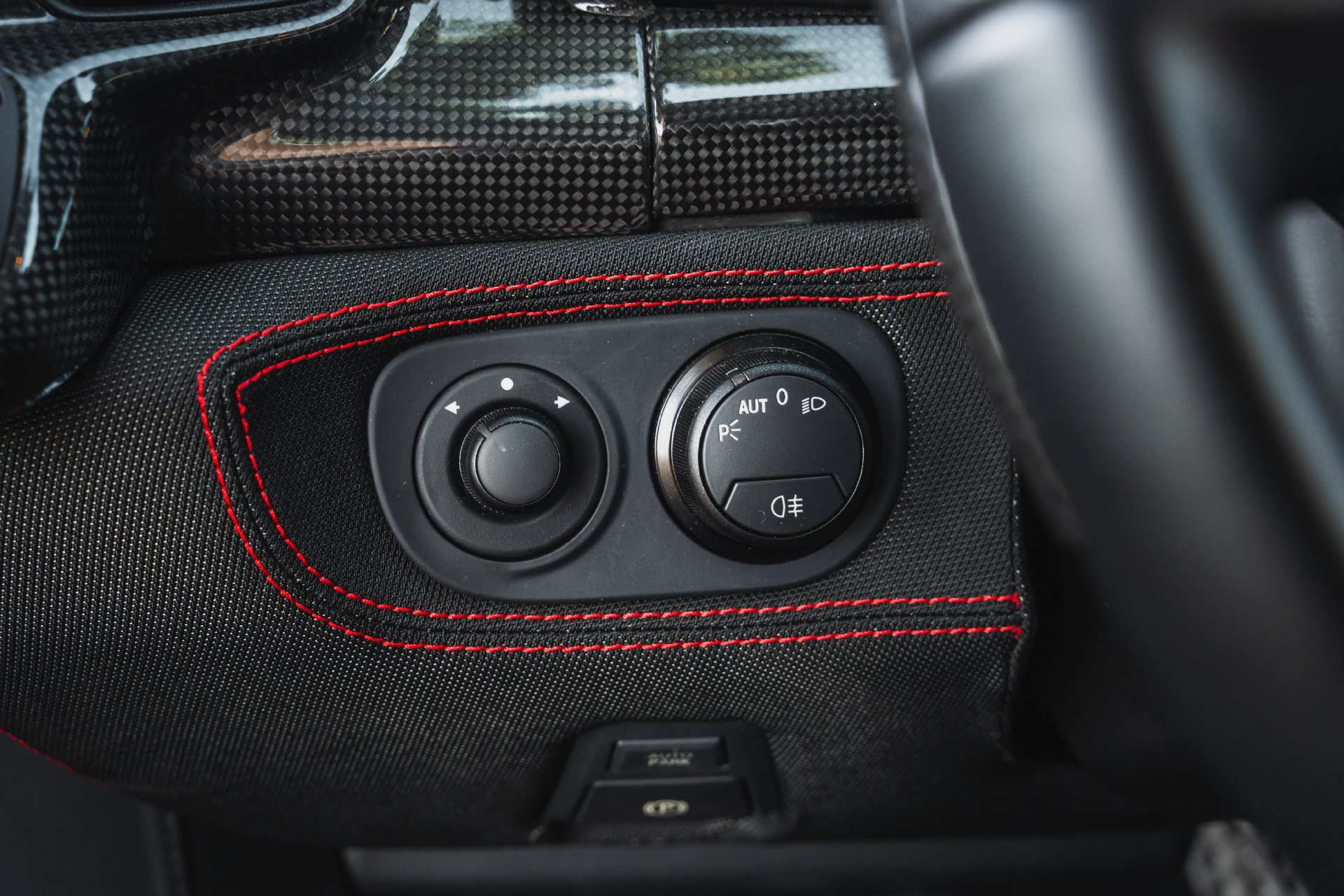 Used 2015 Ferrari 458 Speciale Coupe RWD image 59