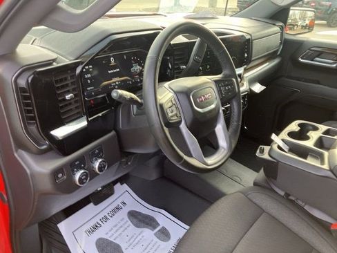 Used 2024 GMC Sierra 1500 Elevation AWD/4WD image 15